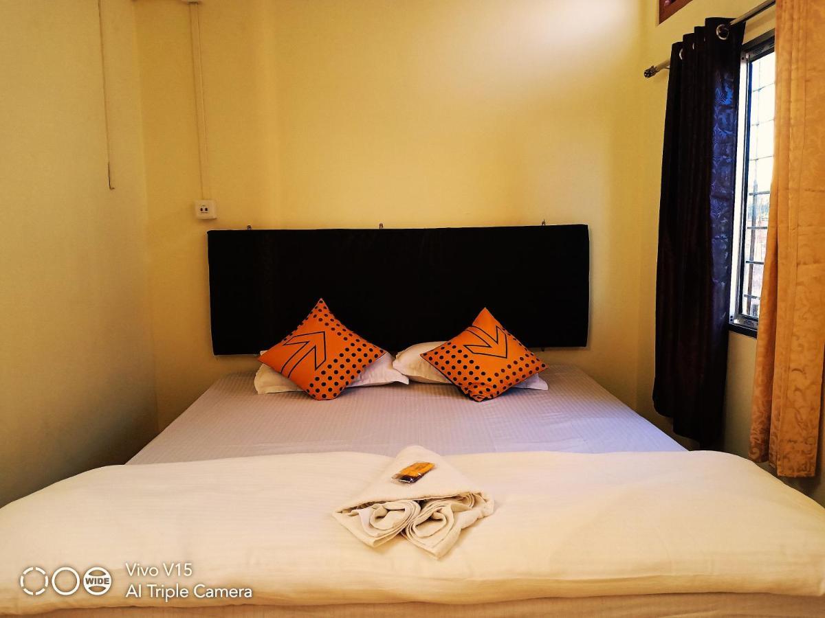 Hotel Executive Bongaigaon エクステリア 写真